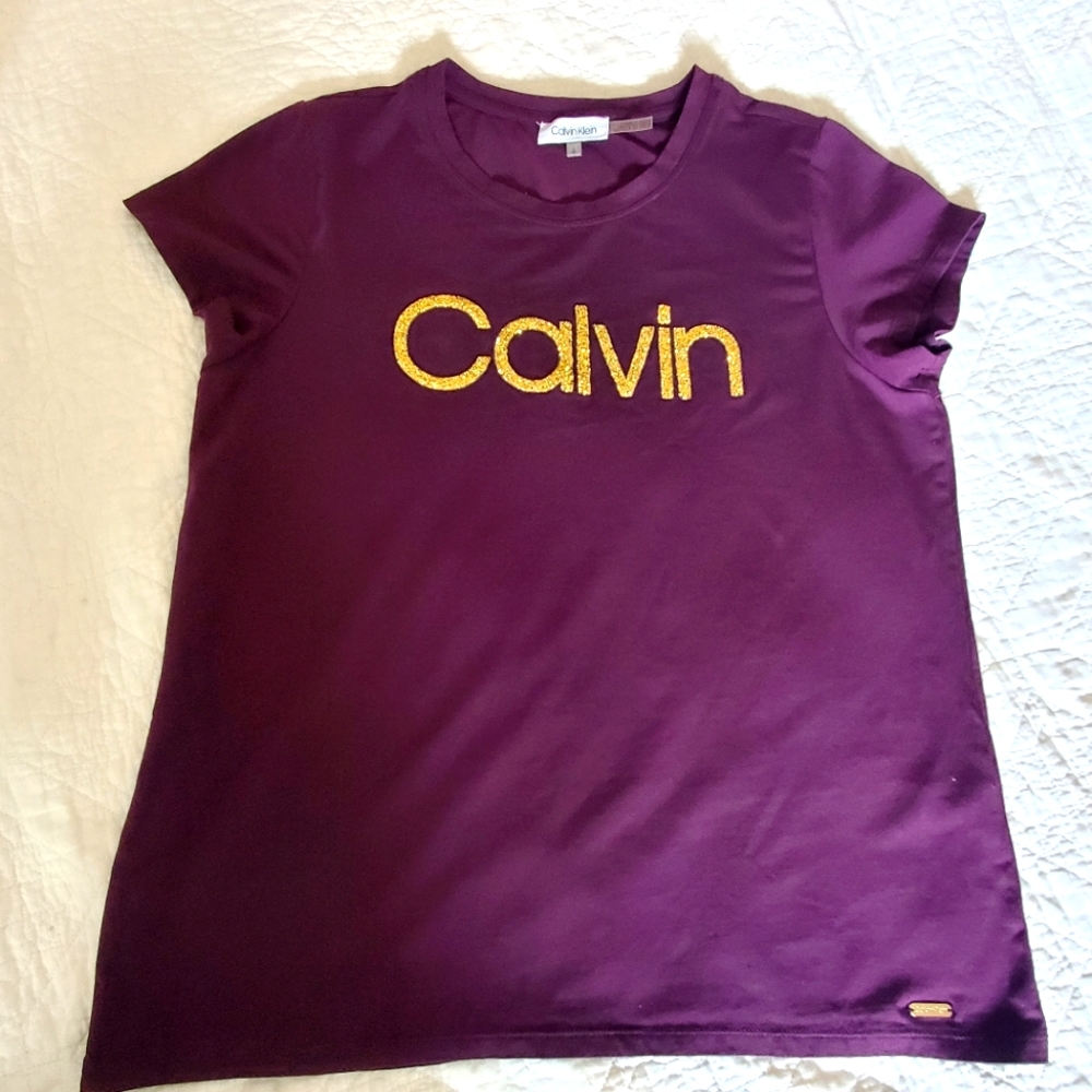 Calvin Klein tee, Color Purple Plum Size: L